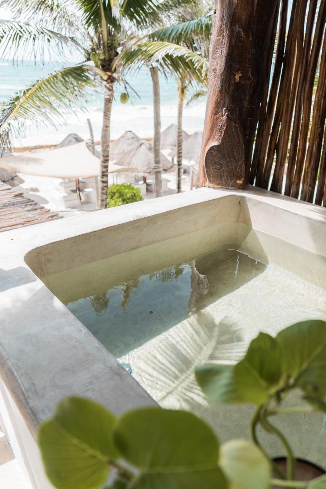 Niken Beachfront Tulum Hotel Buitenkant foto